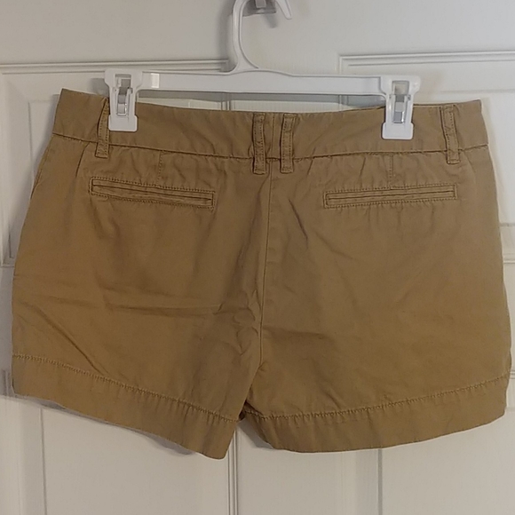 lands end khaki shorts